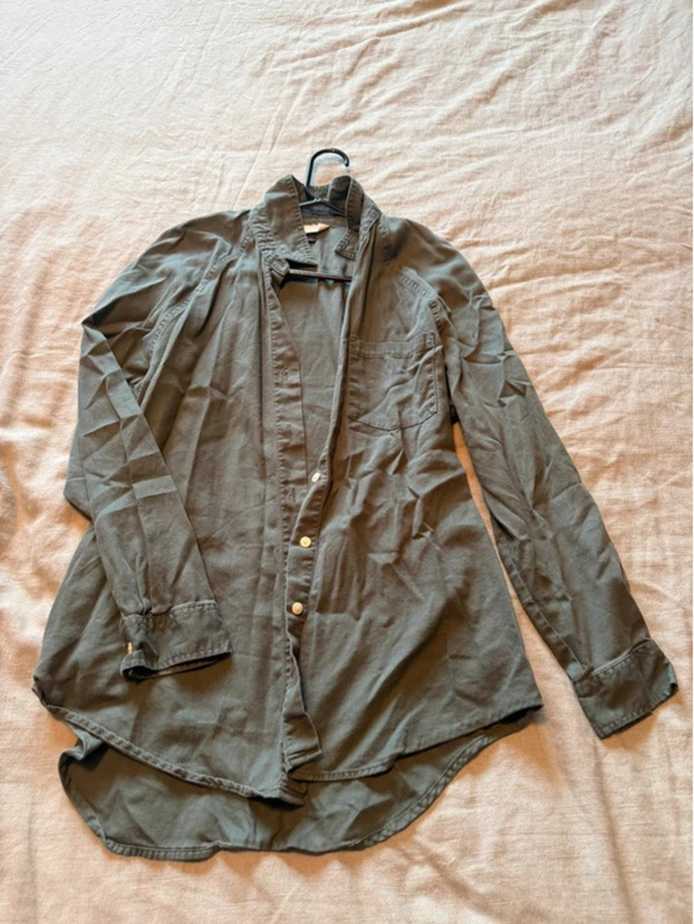 Universal Thread Olive Green Button-Up Shirt Size Small